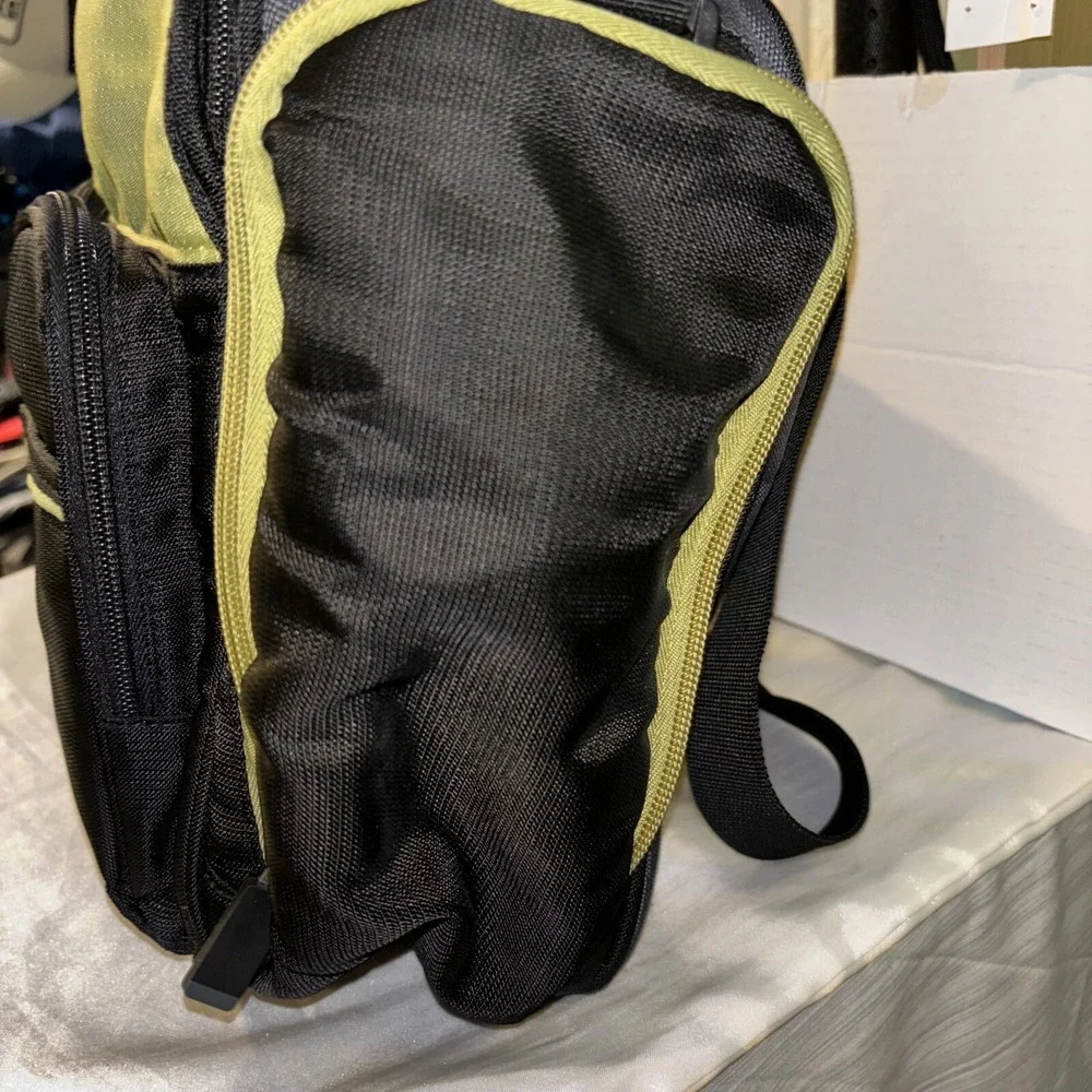 Eddie Bauer First Adventure Diaper Bag Insulated Pocket Wipe Dispenser X-storage